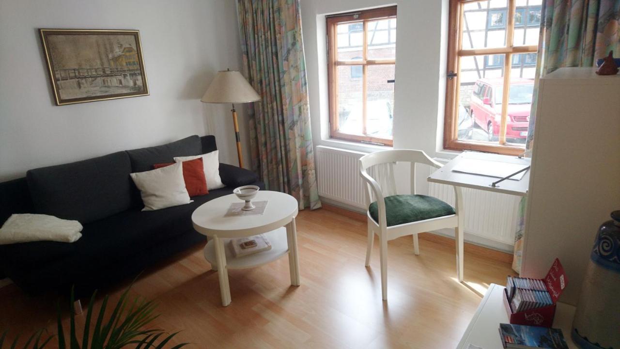 Haus Zum Kleinen Helm Apartman Erfurt Kültér fotó