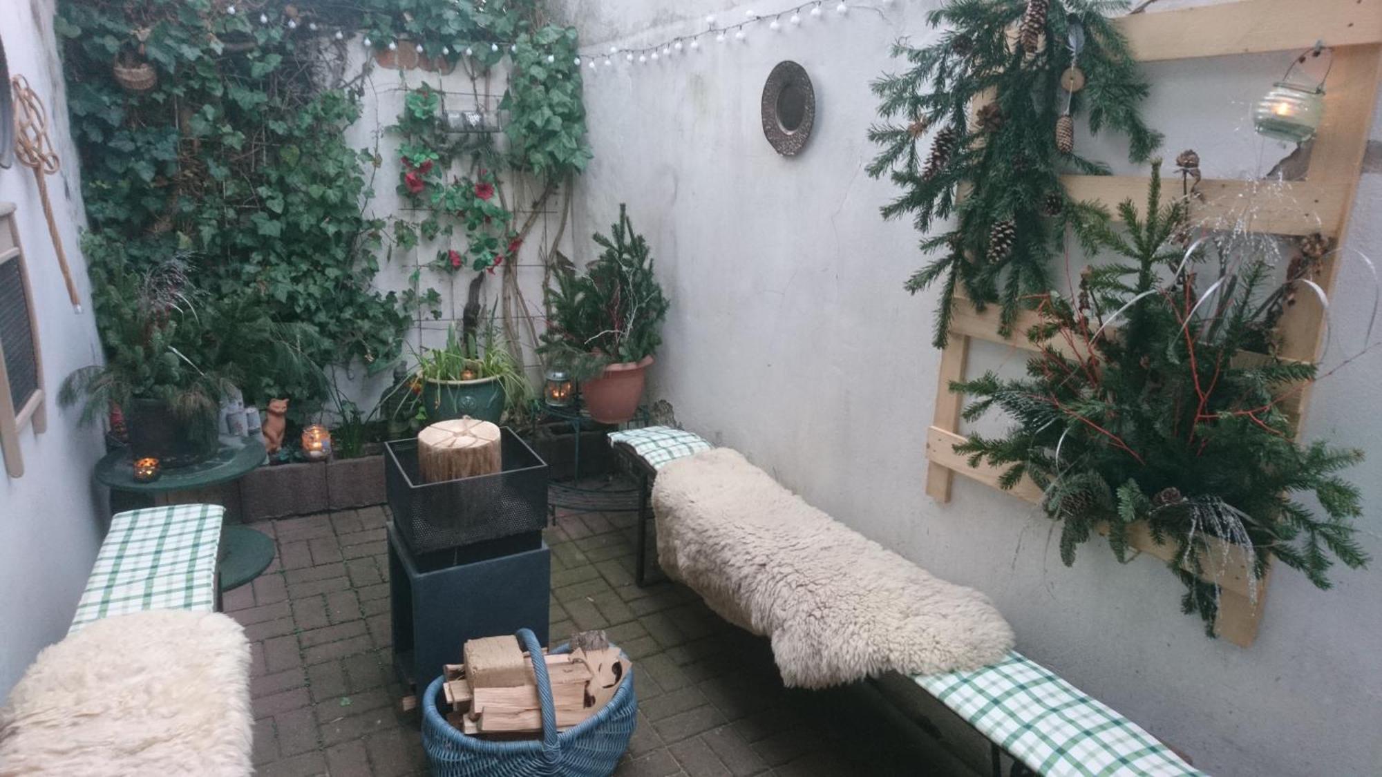 Haus Zum Kleinen Helm Apartman Erfurt Kültér fotó