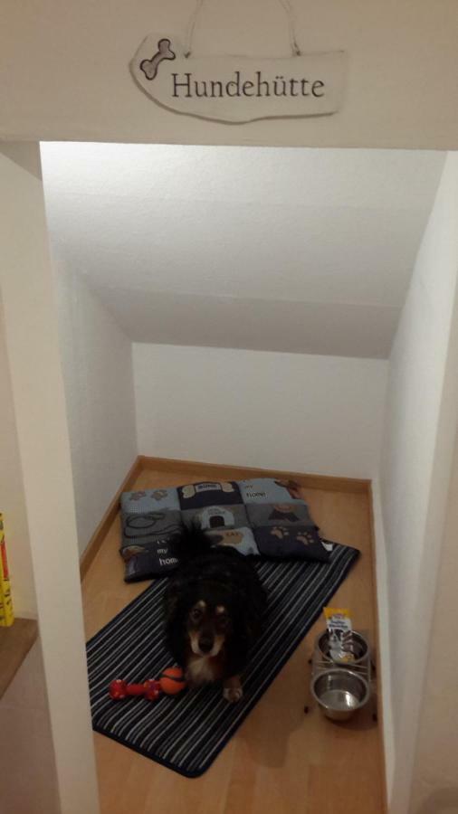 Haus Zum Kleinen Helm Apartman Erfurt Kültér fotó