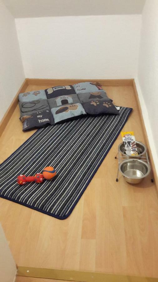 Haus Zum Kleinen Helm Apartman Erfurt Kültér fotó